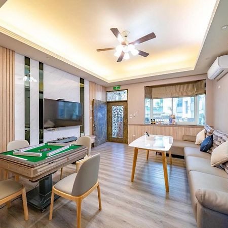 Wind Blown Homestay 花蓮市 エクステリア 写真