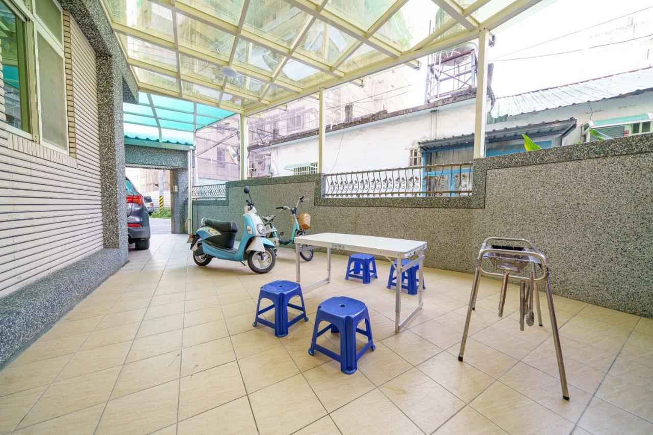 Wind Blown Homestay 花蓮市 エクステリア 写真