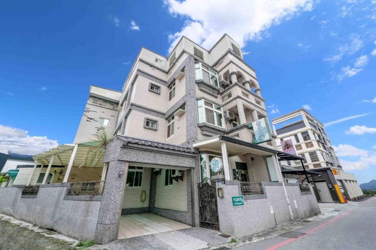 Wind Blown Homestay 花蓮市 エクステリア 写真